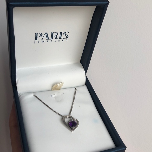 Paris Jewellers Necklace - Picture 1 of 3